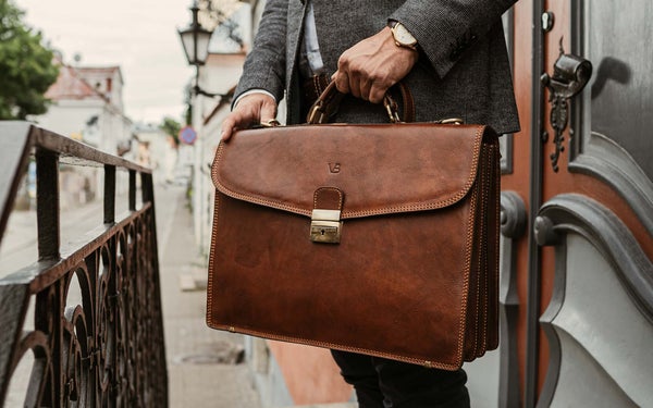 no1 leather briefcase in brown
