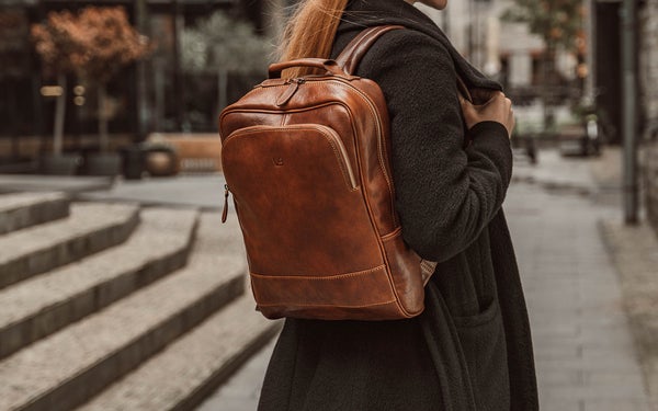 prime leather laptop bag in brown