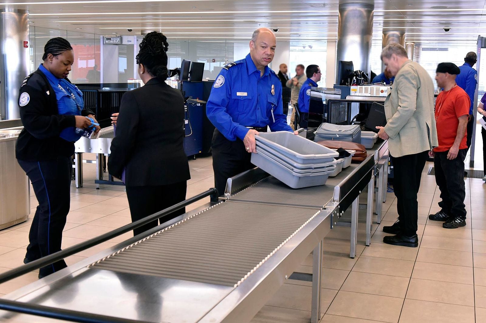 Passing airport security fast tips