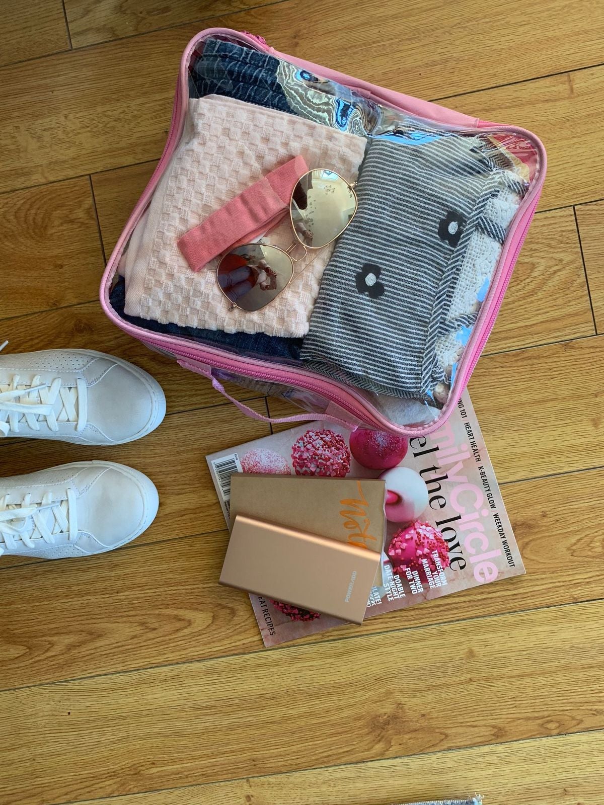 Packing by outfit using rose medium cube