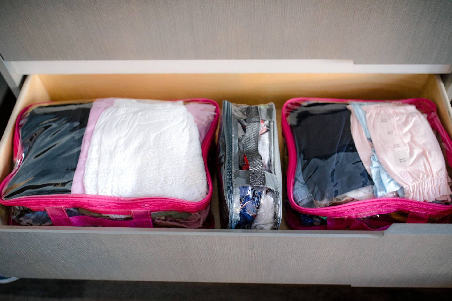 Packing cubes as traveling drawers