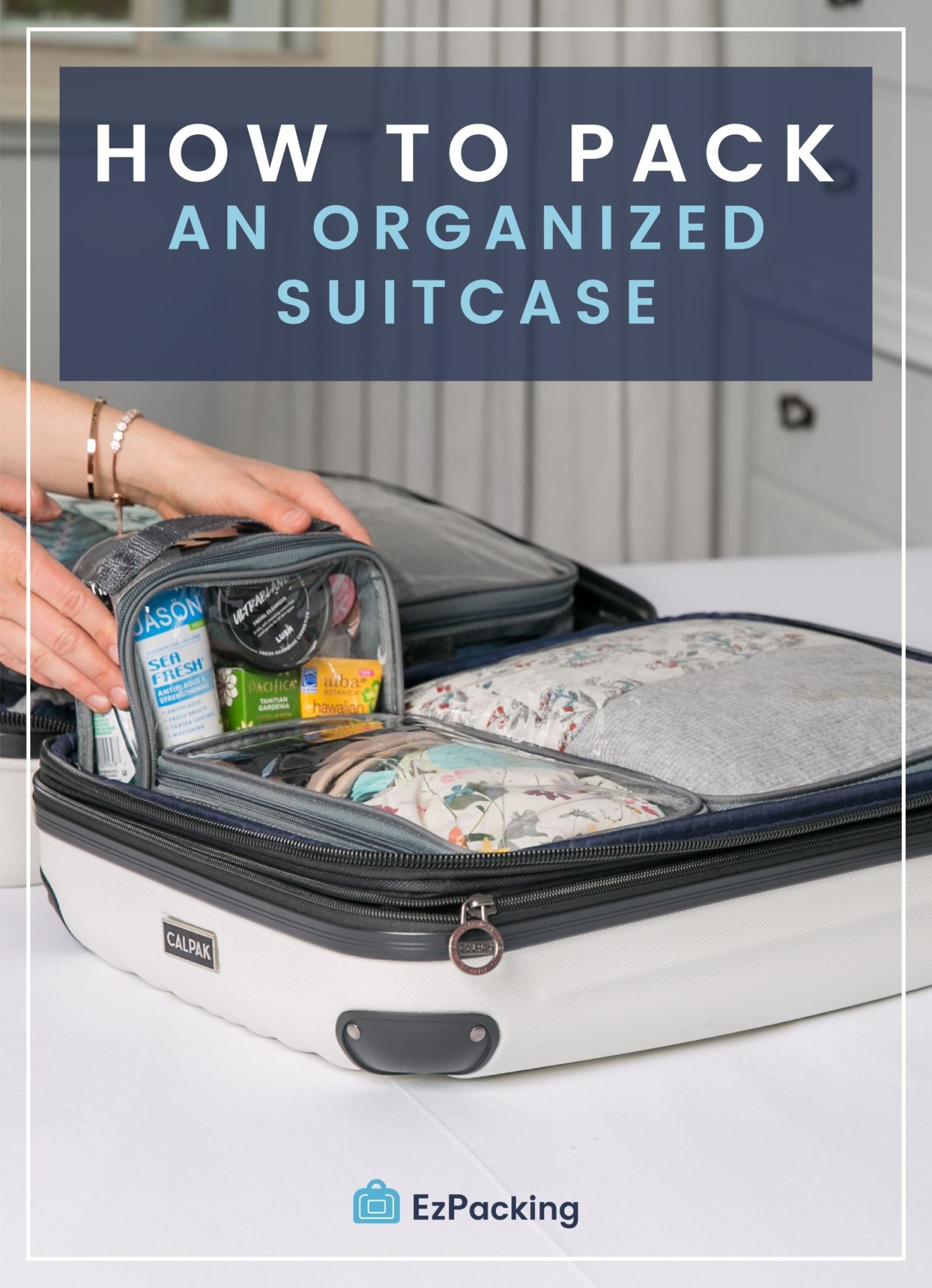 How to pack an organized suitcase