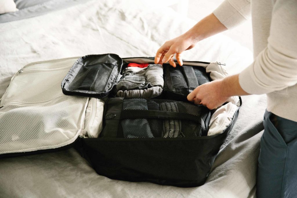 Packing cubes vs. compression bags