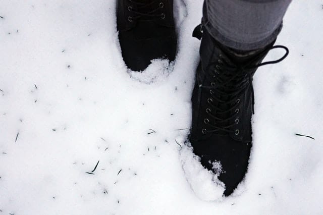 Pack Footwear for cold weather-Packing list for cold weather vacations