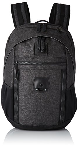 Oakley Men's Voyage 22L Backpack, Blackout, One Size
