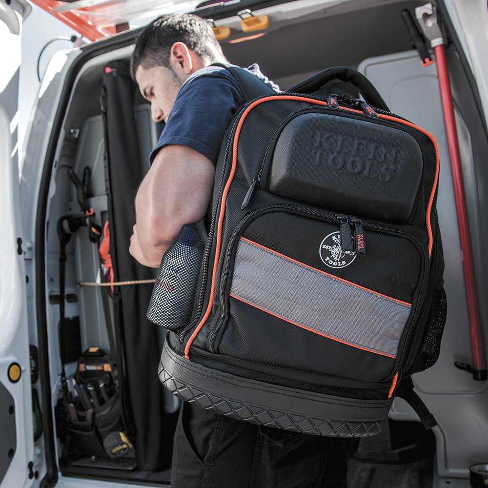 What Are The Advantages of Using a Tool Backpack
