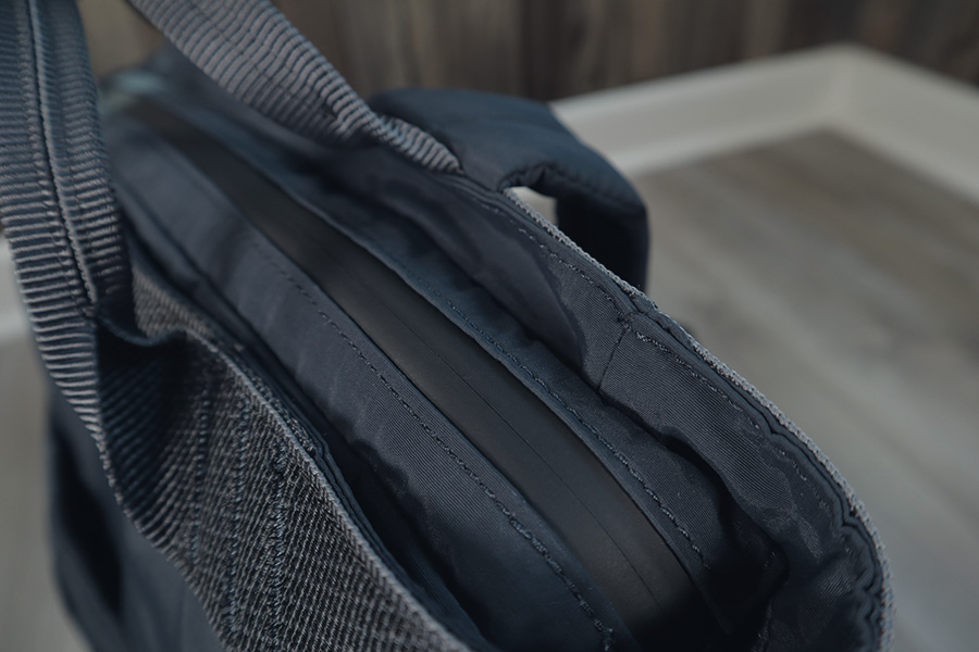 Topologie Haul backpack splashproof zippers