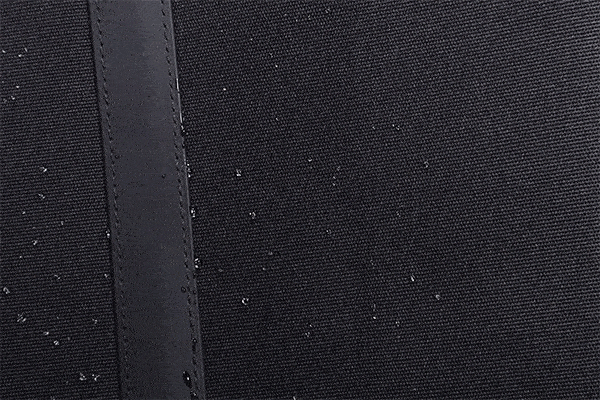 Topologie water resistant fabric