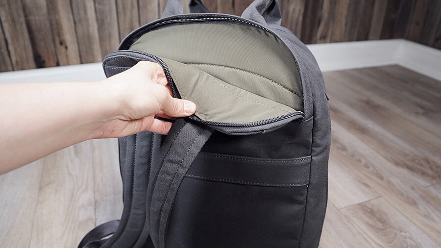 Day Owl backpack review - back panel padding