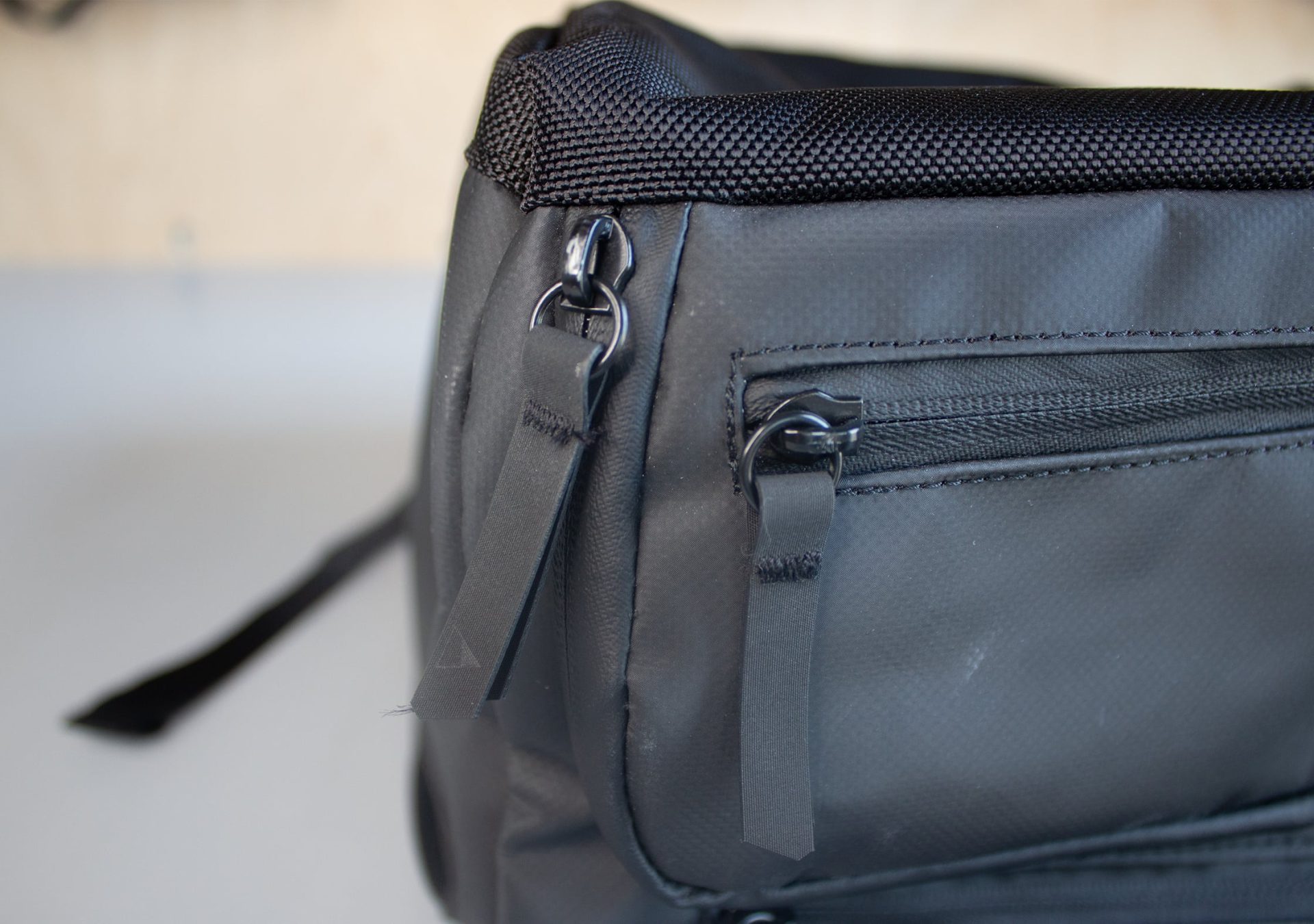 NOMATIC Travel Bag Zipper Pulls