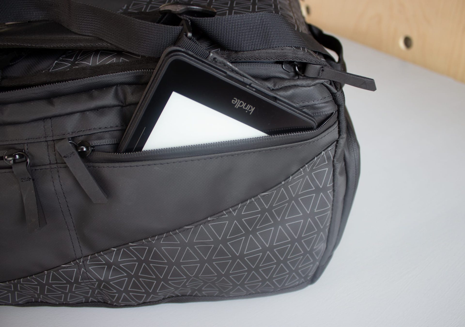 NOMATIC Travel Bag 1/3 Length Side Pocket