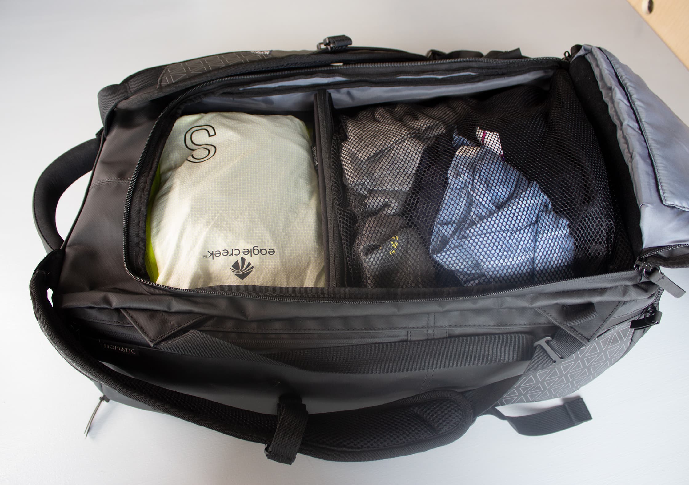 NOMATIC Travel Bag Packed