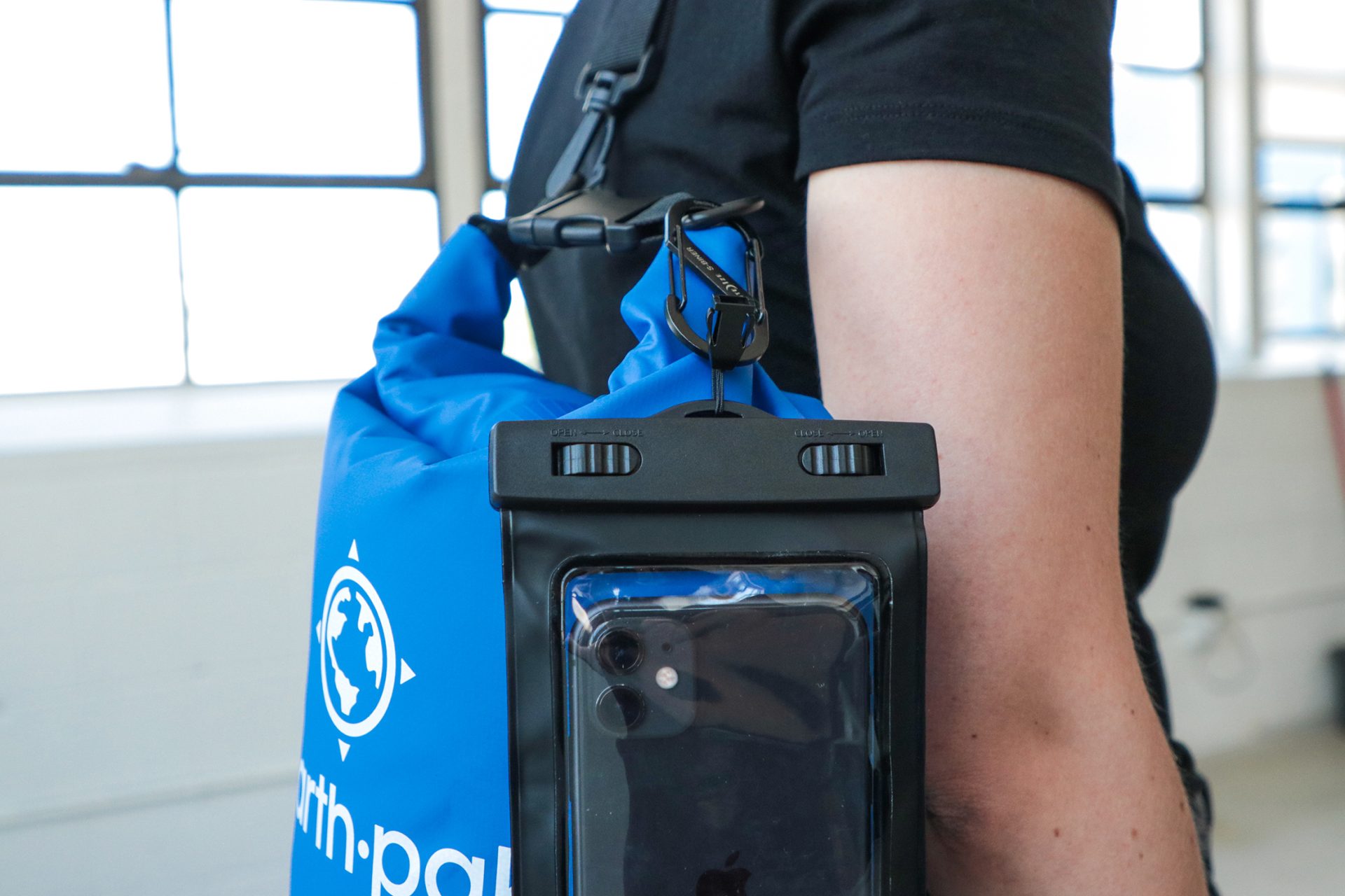 Earth Pak Original Waterproof Dry Bag With Phone Pocket