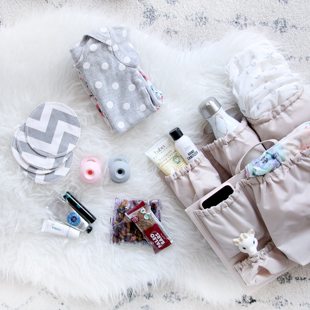newborn diaper bag essentials packing list