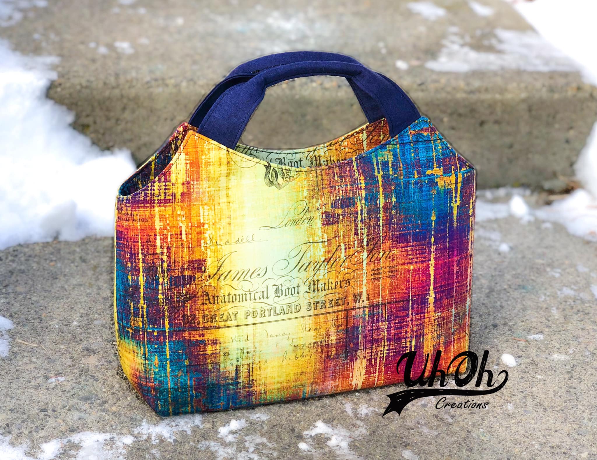 The Hope Handbag from Sewing Patterns by Junyuan 
, made by Tara of UhOh Creations