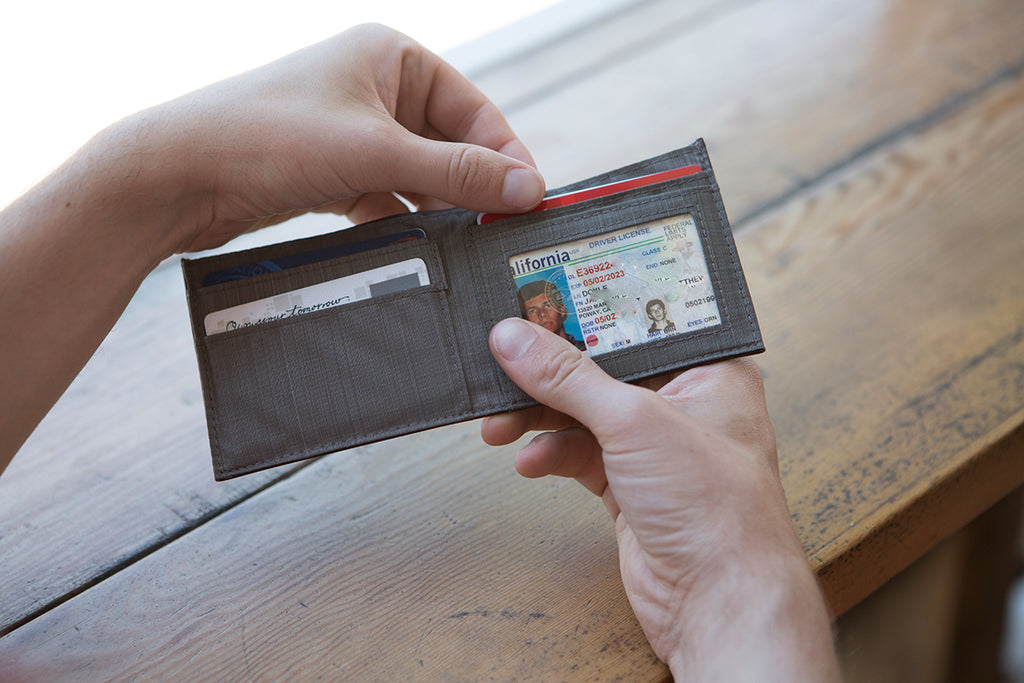 slim bifold wallet rfid allett