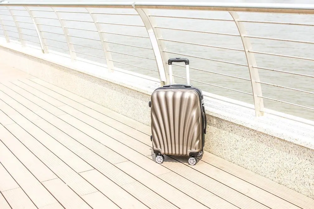 Hardside luggage - Small suitcase