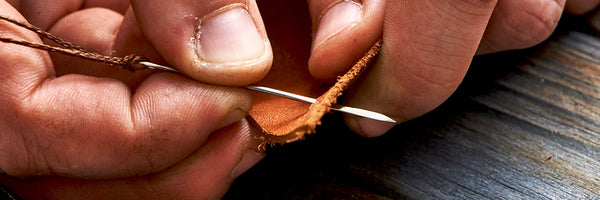 making a handmade apple laptop case from the best leathers