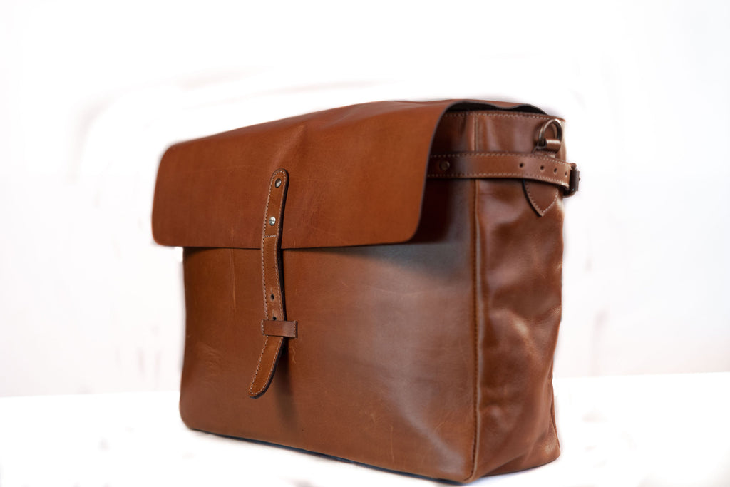 Leather Messenger Briefcase Bag