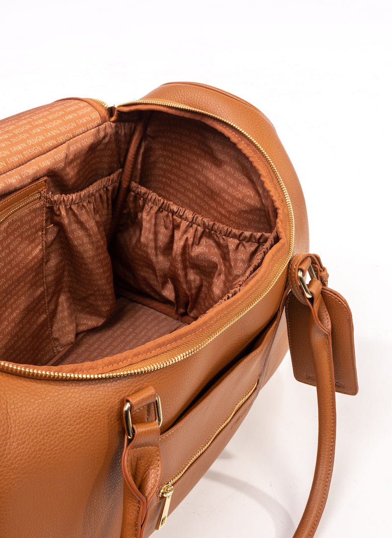 Junyuan Bags
 The Weekender Travel Bag in Brown 