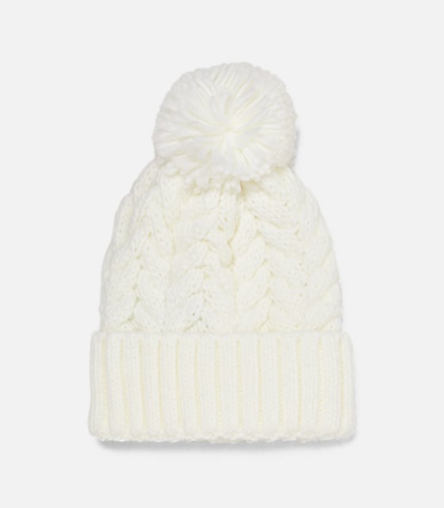 Junyuan Bags
 Holiday Gift Guide for Her - Zara PomPom Beanie 