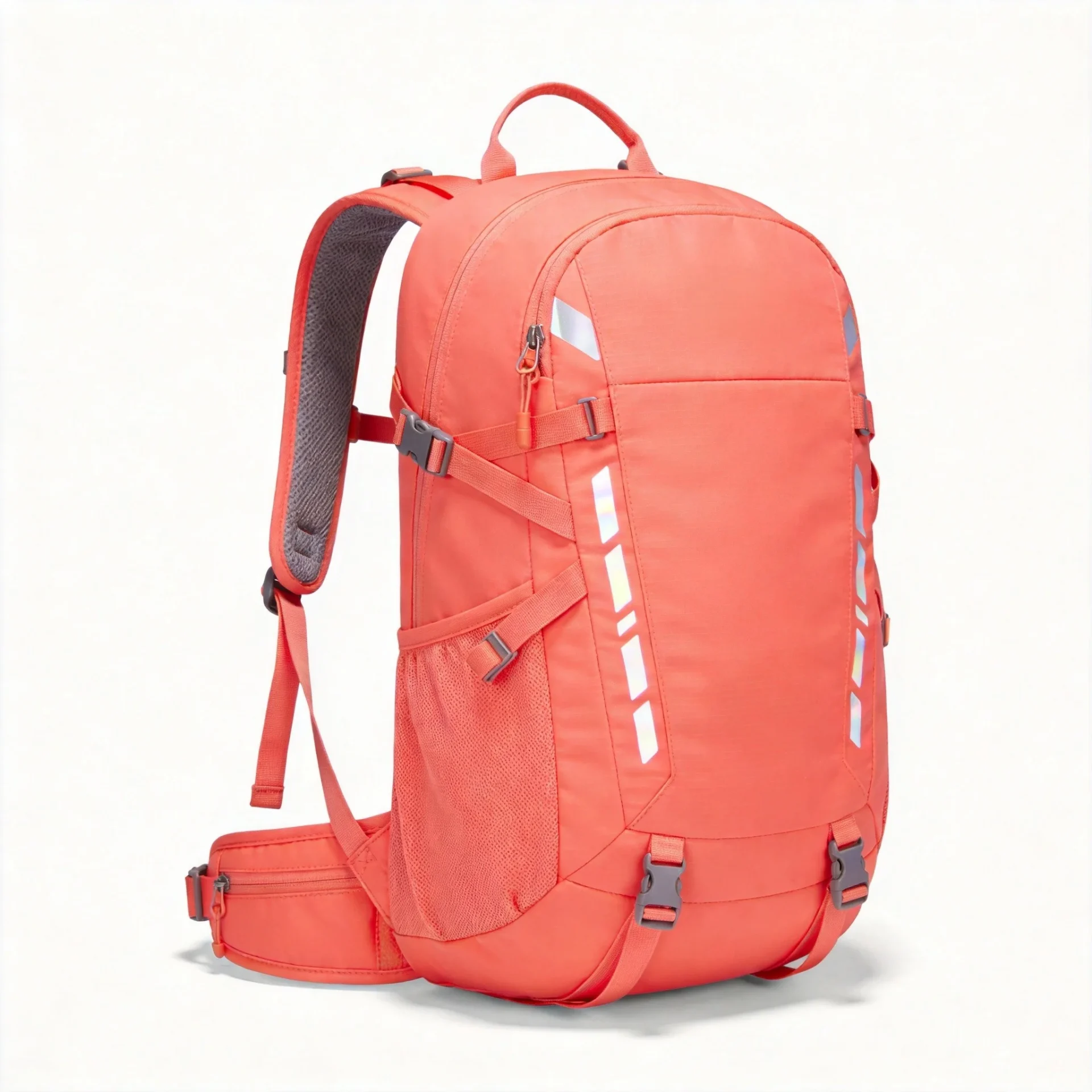 Cotopaxi Batac 26L - recycled outdoor daypack alternative