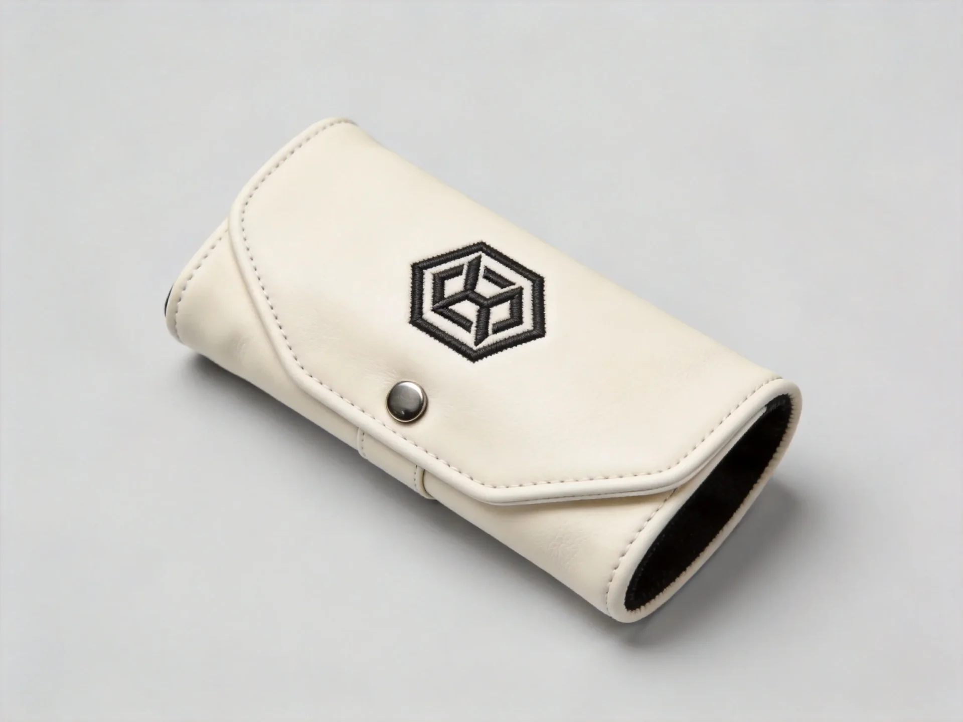 custom fairway wood headcover in cream PU leather with geometric emblem