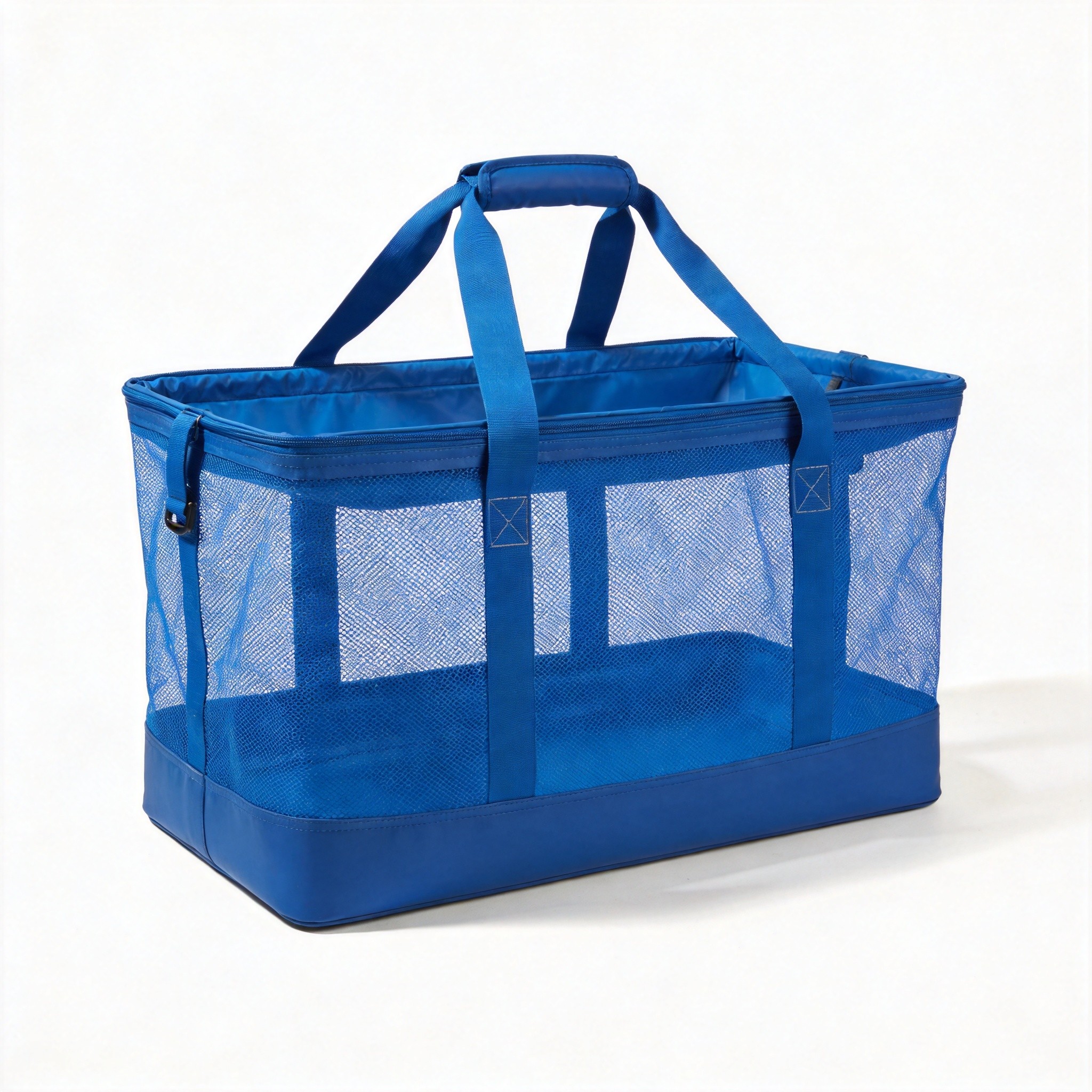 Mesh scuba gear bag with quick-drain and reinforced base